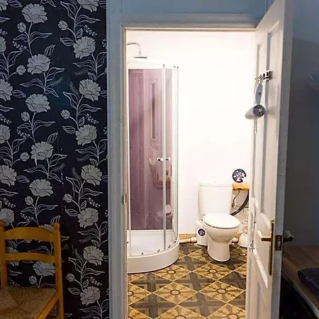 Placa Bell-lloc Nocleg ze śniadaniem 4*