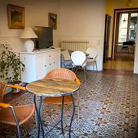 Placa Bell-lloc Nocleg ze śniadaniem 4*