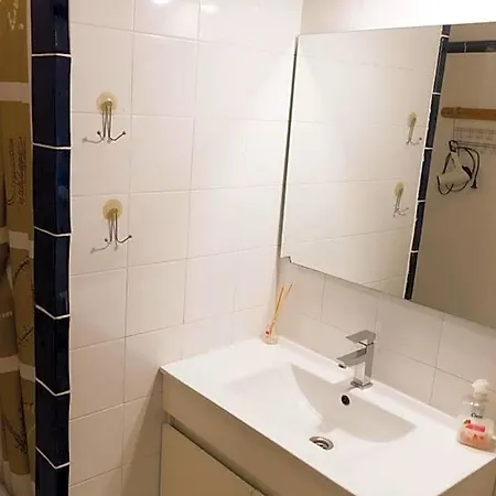 Placa Bell-lloc Nocleg ze śniadaniem 4*