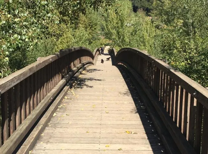 Placa Bell-lloc לינה וארוחת בוקר ז'ירונה