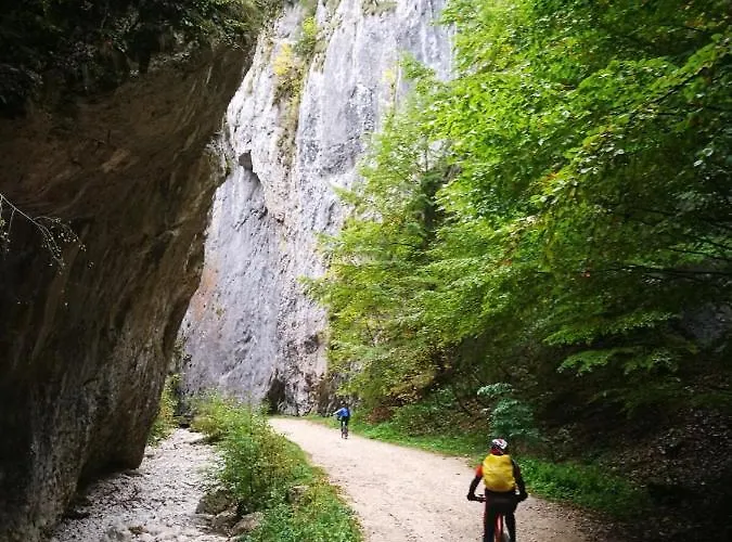 לינה וארוחת בוקר Placa Bell-lloc