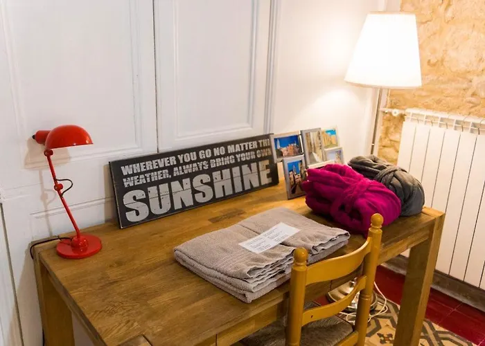 Placa Bell-lloc לינה וארוחת בוקר