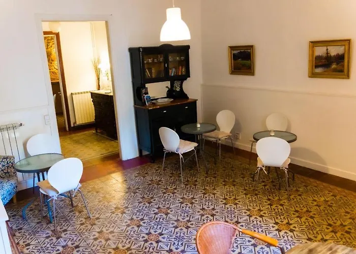 לינה וארוחת בוקר Placa Bell-lloc